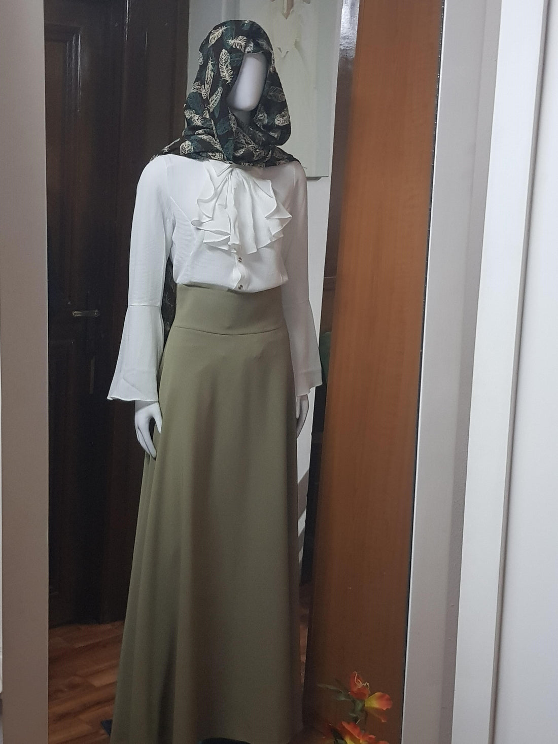 Styling maxi skirts for work